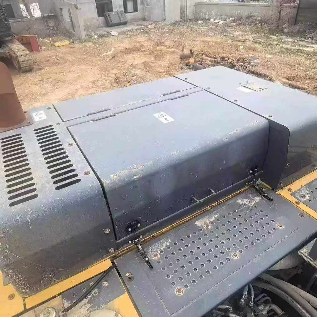 Buy XCMG XE550DK Used Excavator / 8