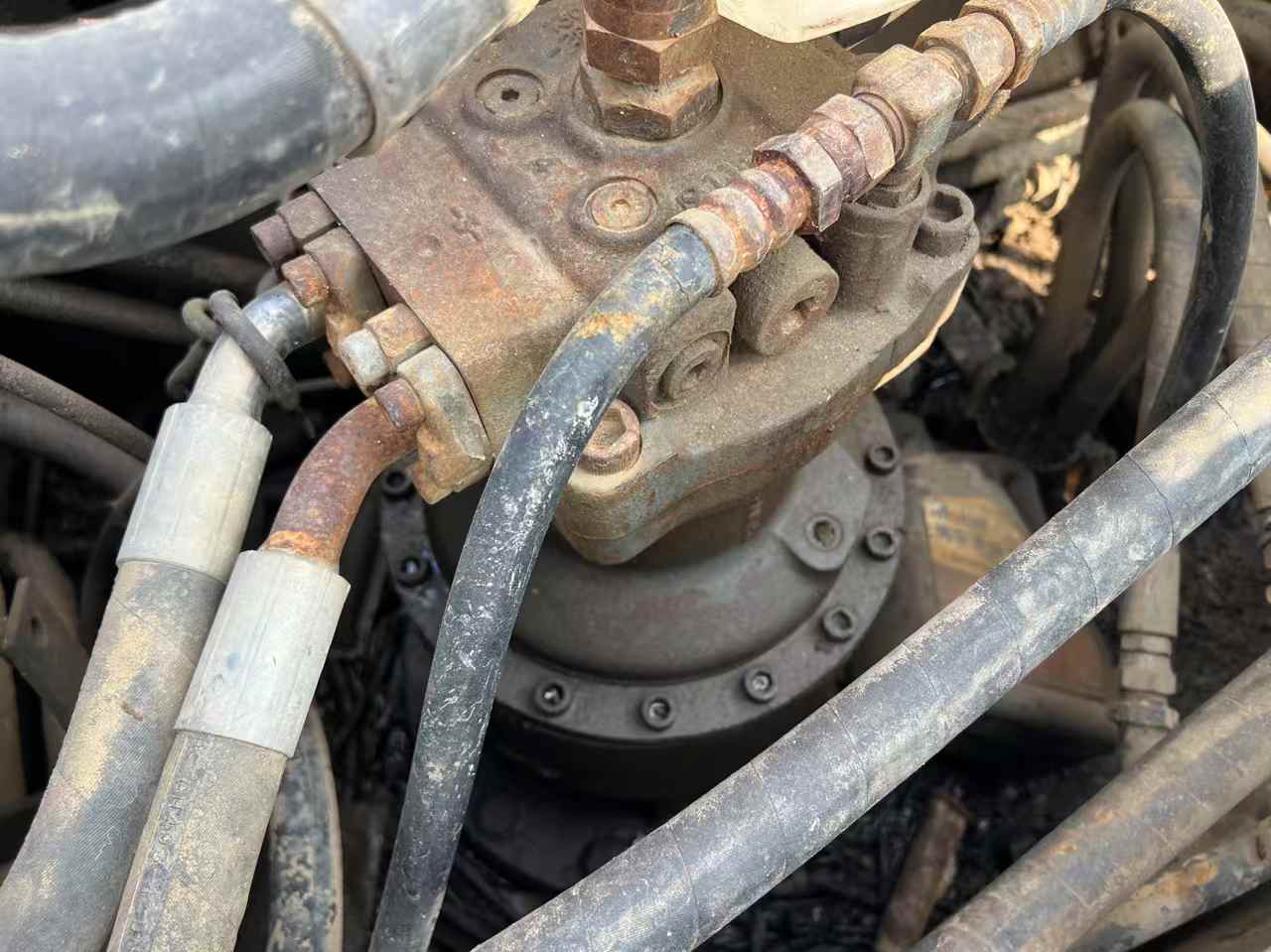 Buy Sumitomo SH200 Used Excavator / 7 Buy Sumitomo SH200 Used Excavator / 7