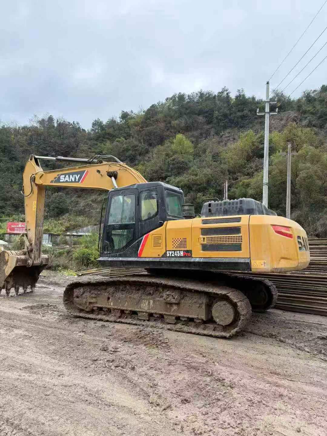 Buy Sany SY245H Used Excavator / 8