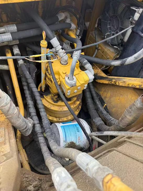 Buy Caterpillar 330B Used Excavator / 1