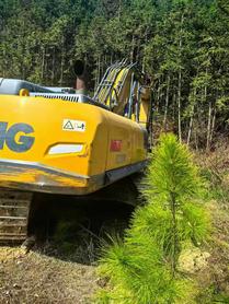 Buy XCMG XE380K Used Excavator / 2 Buy XCMG XE380K Used Excavator / 2