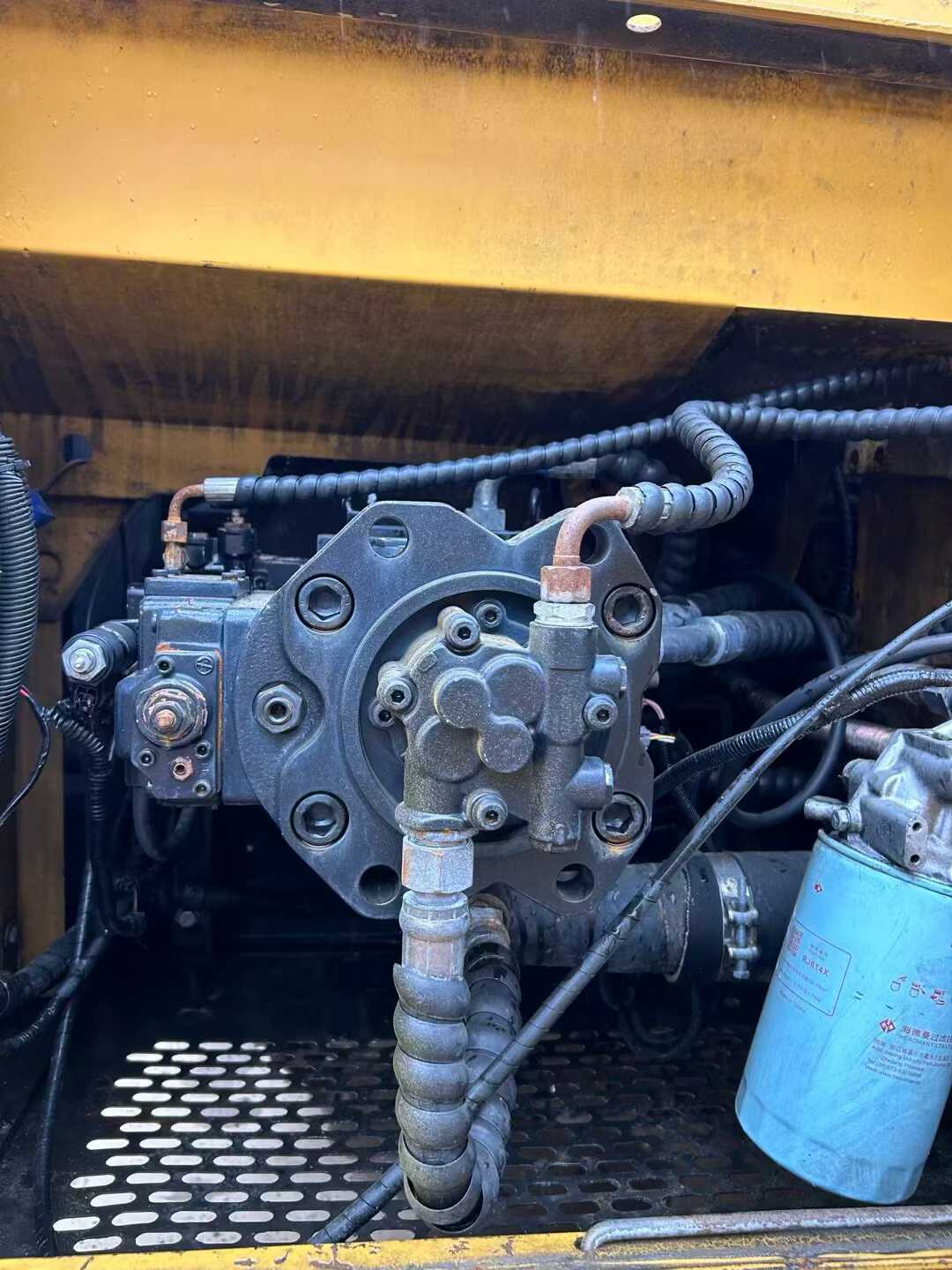 Buy Sany SY215C-8 Used Excavator / 7 Buy Sany SY215C-8 Used Excavator / 7