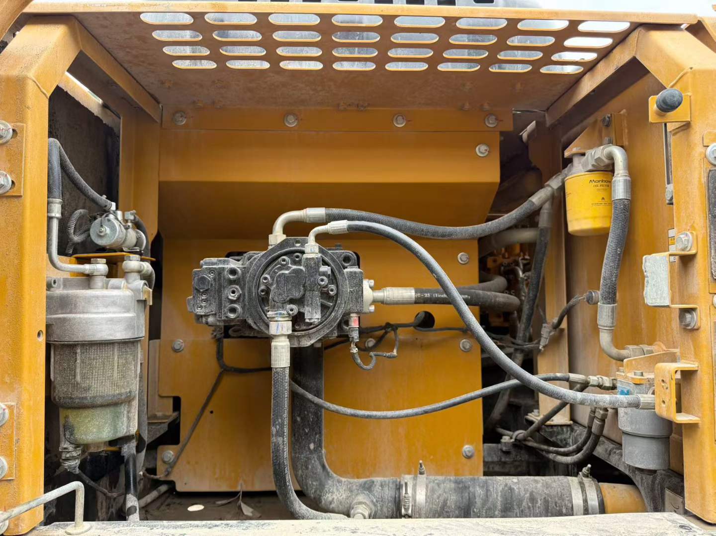 Buy Sany SY245H Used Excavator / 9