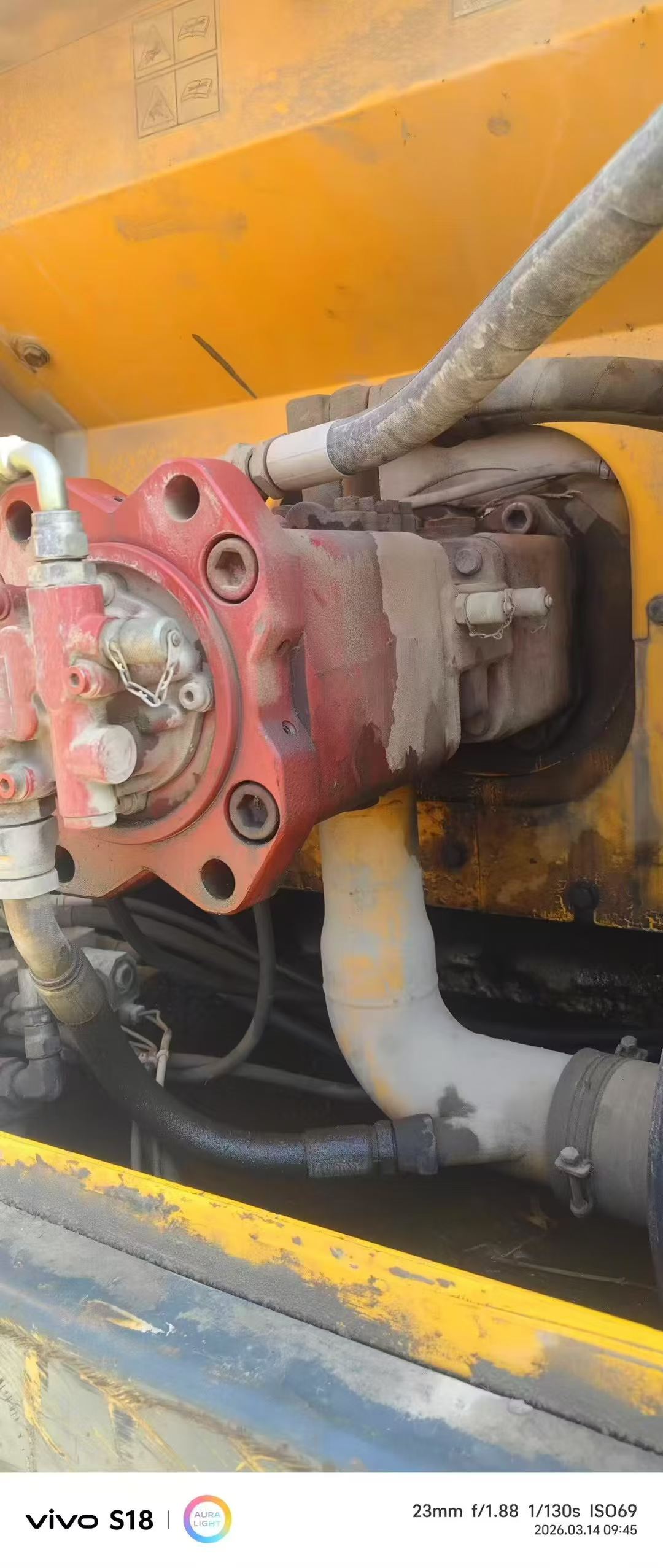 Buy Hyundai R215-7C Used Excavator / 4