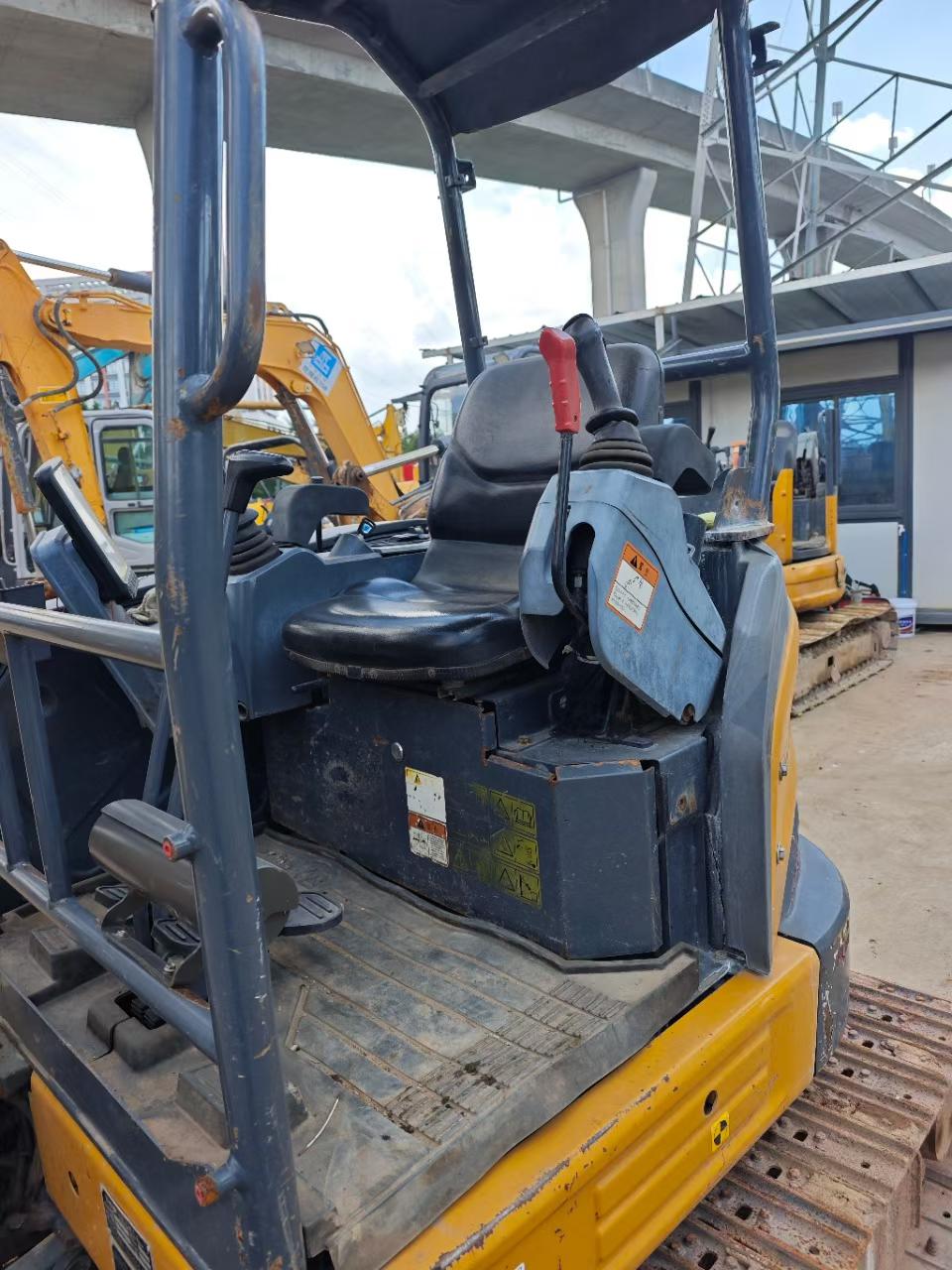 Buy XCMG XE26U Used Excavator / 6