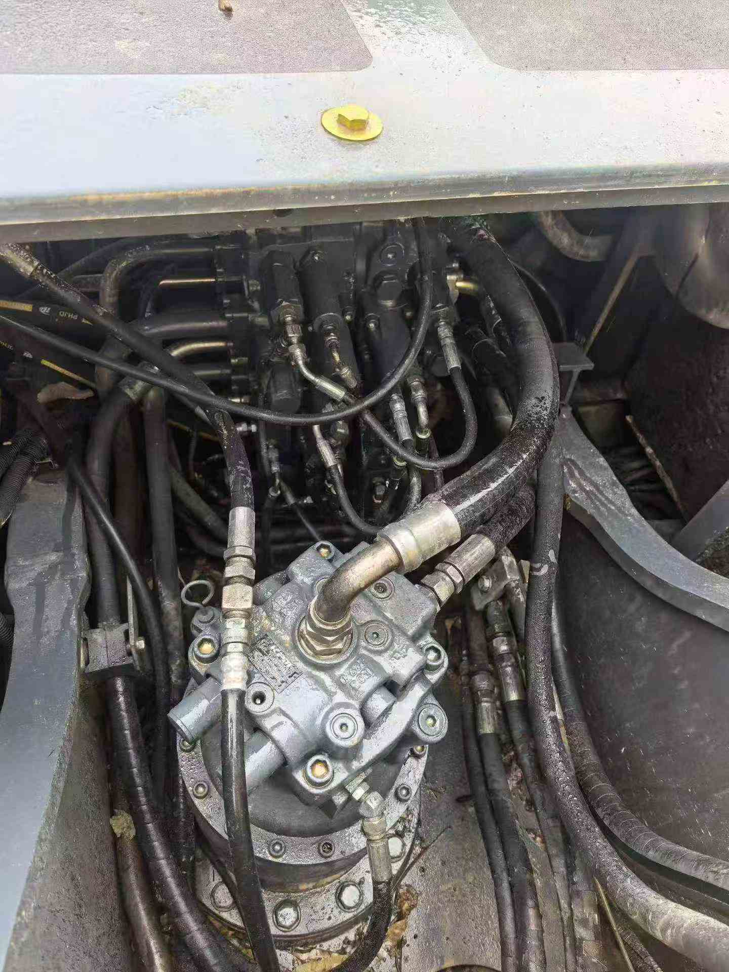 Buy Sumitomo SH200-5 Used Excavator / 3