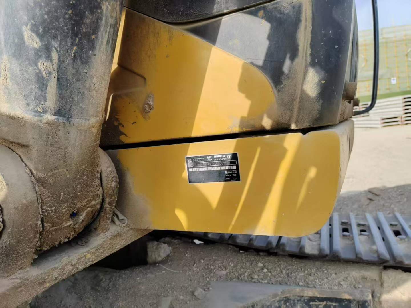 Buy Caterpillar 345D Used Excavator / 4