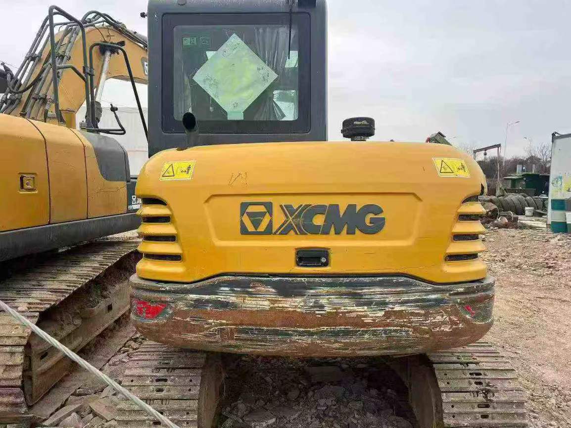 Buy XCMG XE60DA Used Excavator / 2