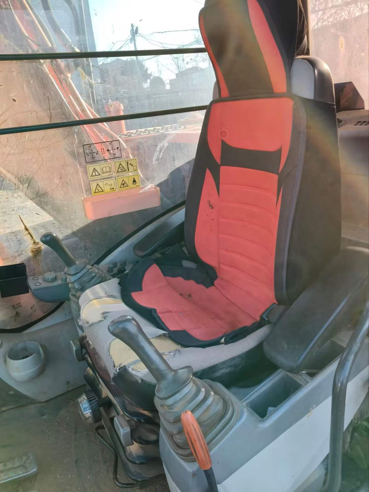 Buy Hitachi EX130 Used Excavator / 9