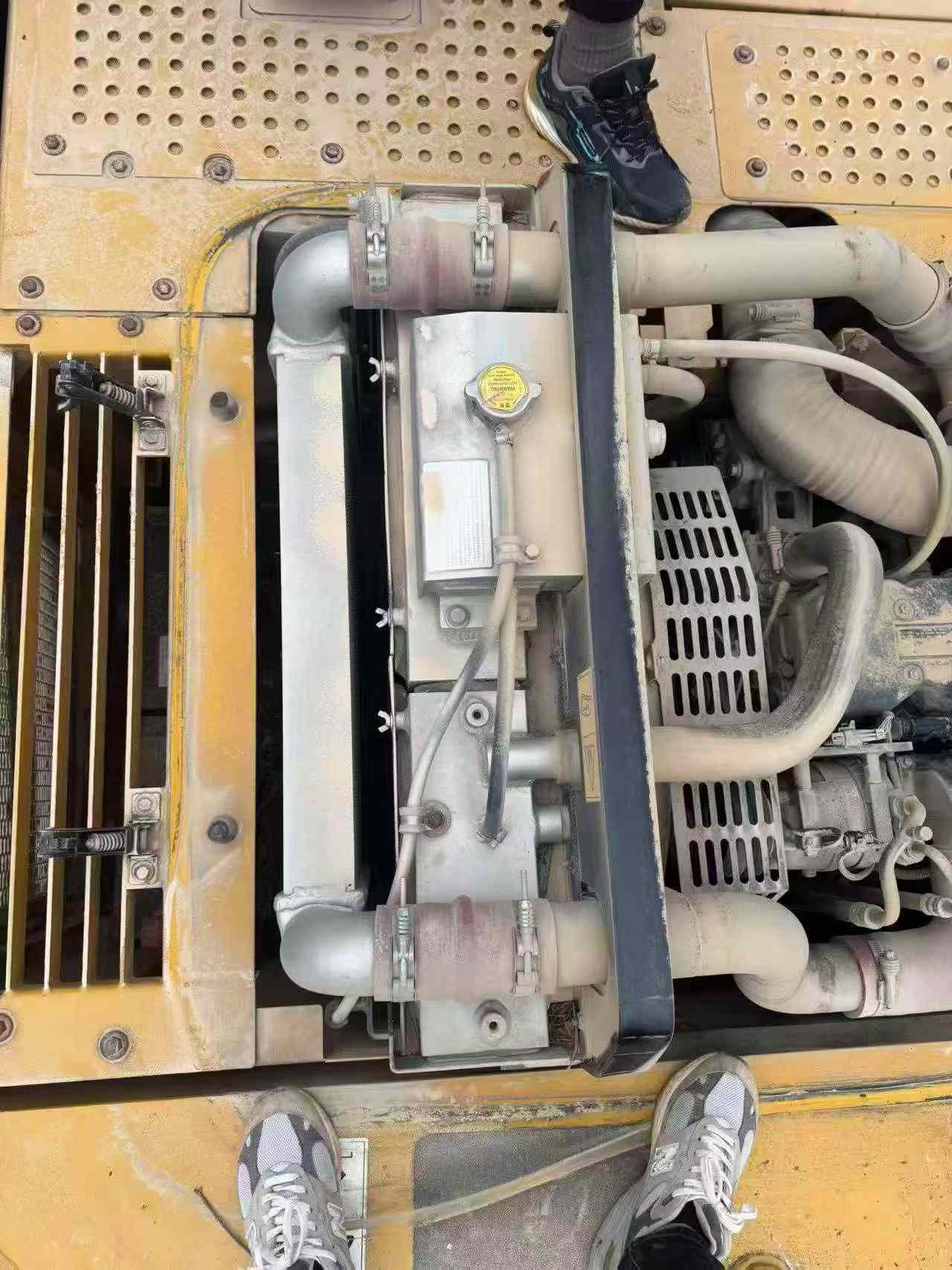 Buy XCMG XE200 Used Excavator / 4