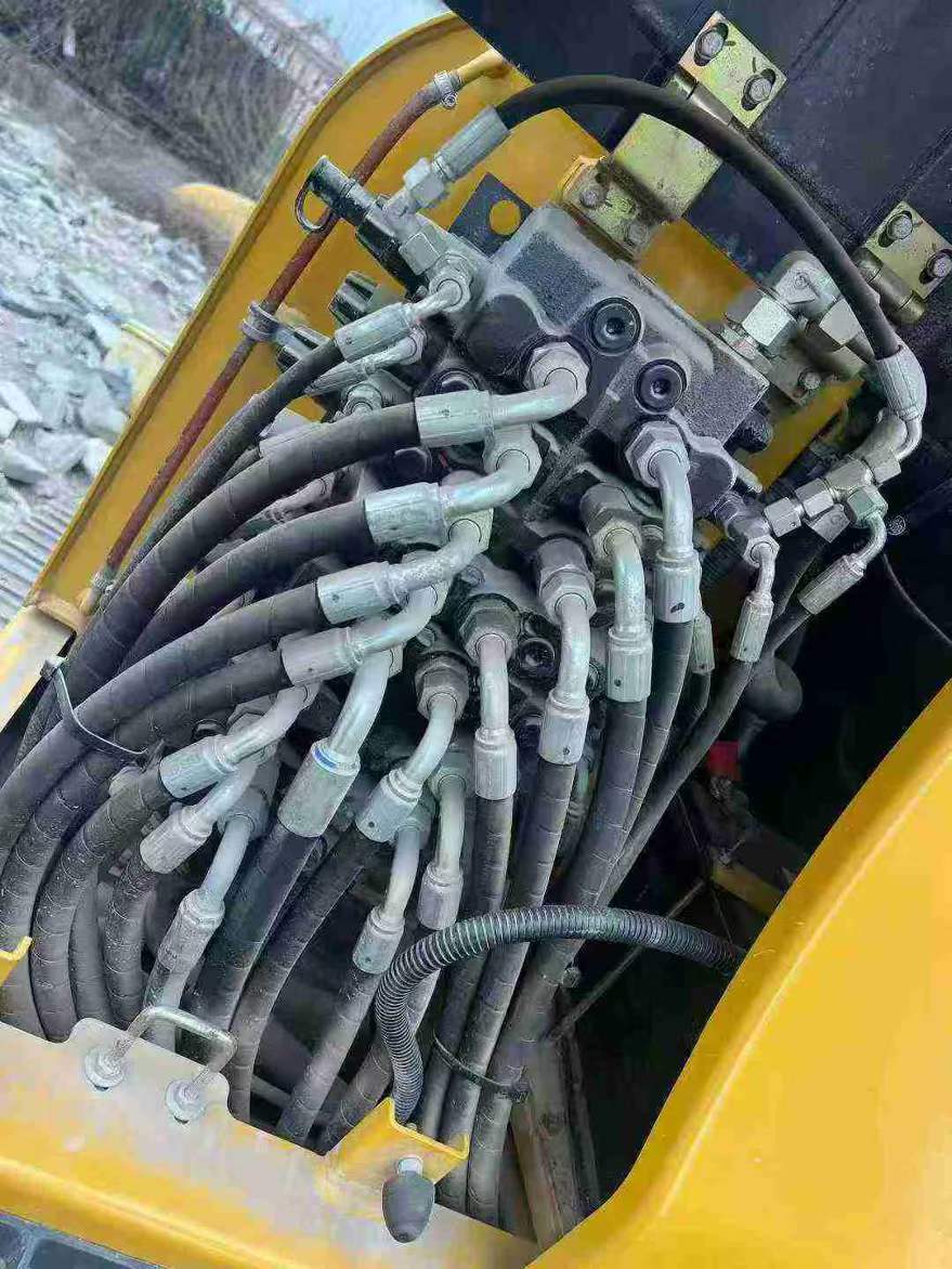 Buy XCMG XE60DA Used Excavator / 9