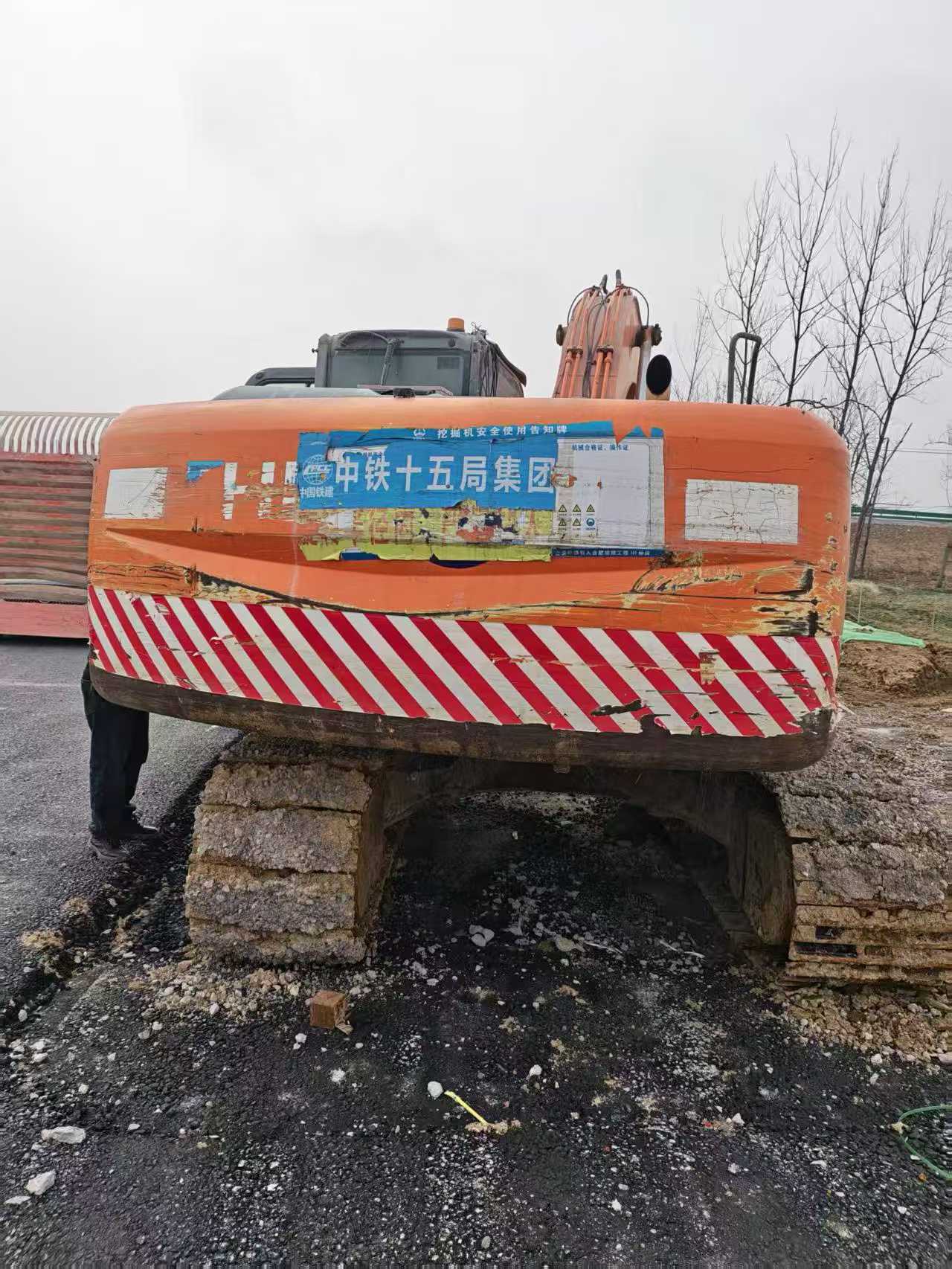 Buy Hitachi EX200-3 Used Excavator / 7