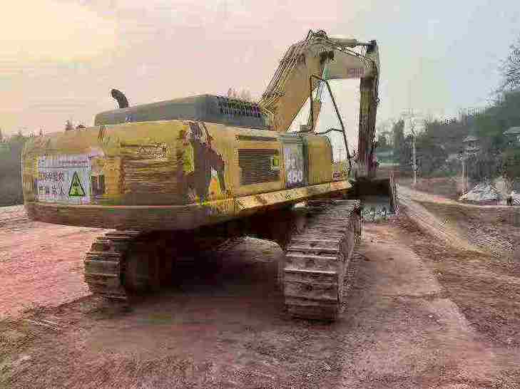 Buy Komatsu PC450-7 Used Excavator / 1