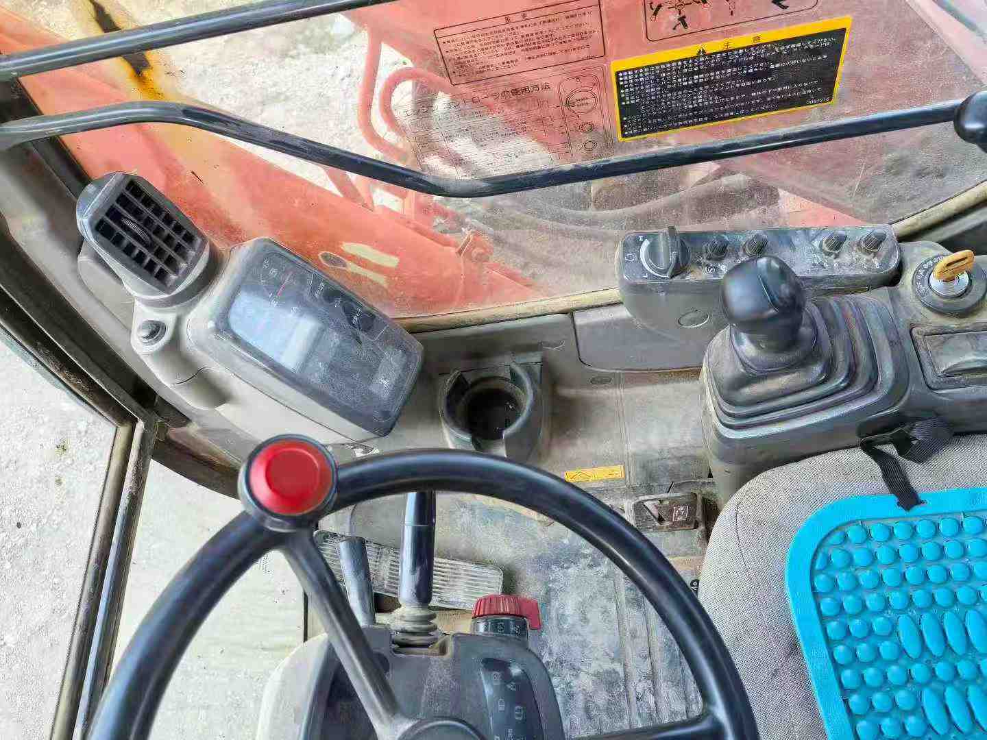 Buy Hitachi EX130H-5 Used Excavator / 7