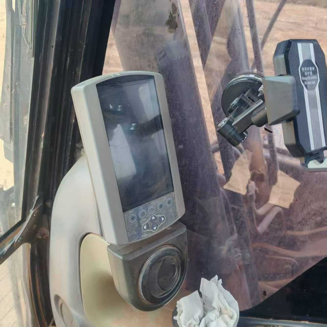 Buy Caterpillar 323D2L Used Excavator / 2