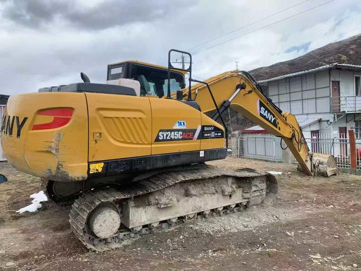 Buy Sany SY215C Used Excavator / 1