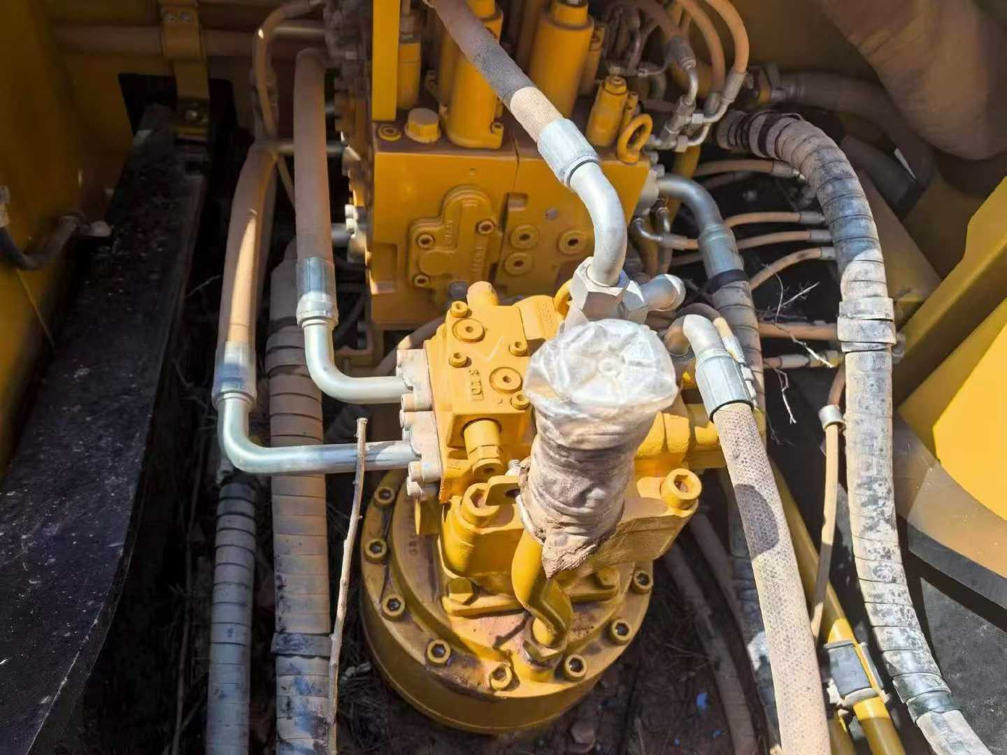 Buy Sany SY245H Used Excavator / 3