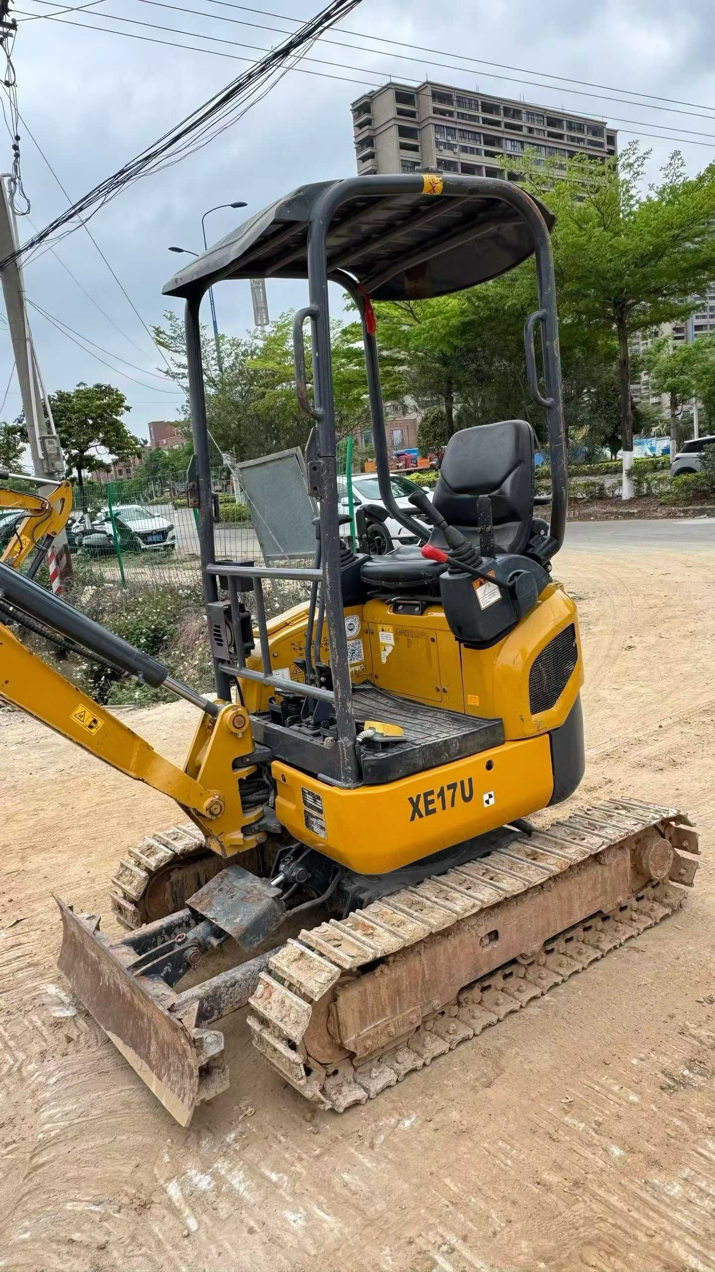 Buy XCMG XE15U Used Excavator / 3