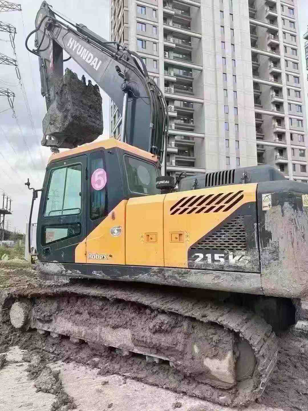 Buy Hyundai R205VS Used Excavator / 2