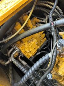 Buy Sany SY215C-8 Used Excavator / 8 Buy Sany SY215C-8 Used Excavator / 8