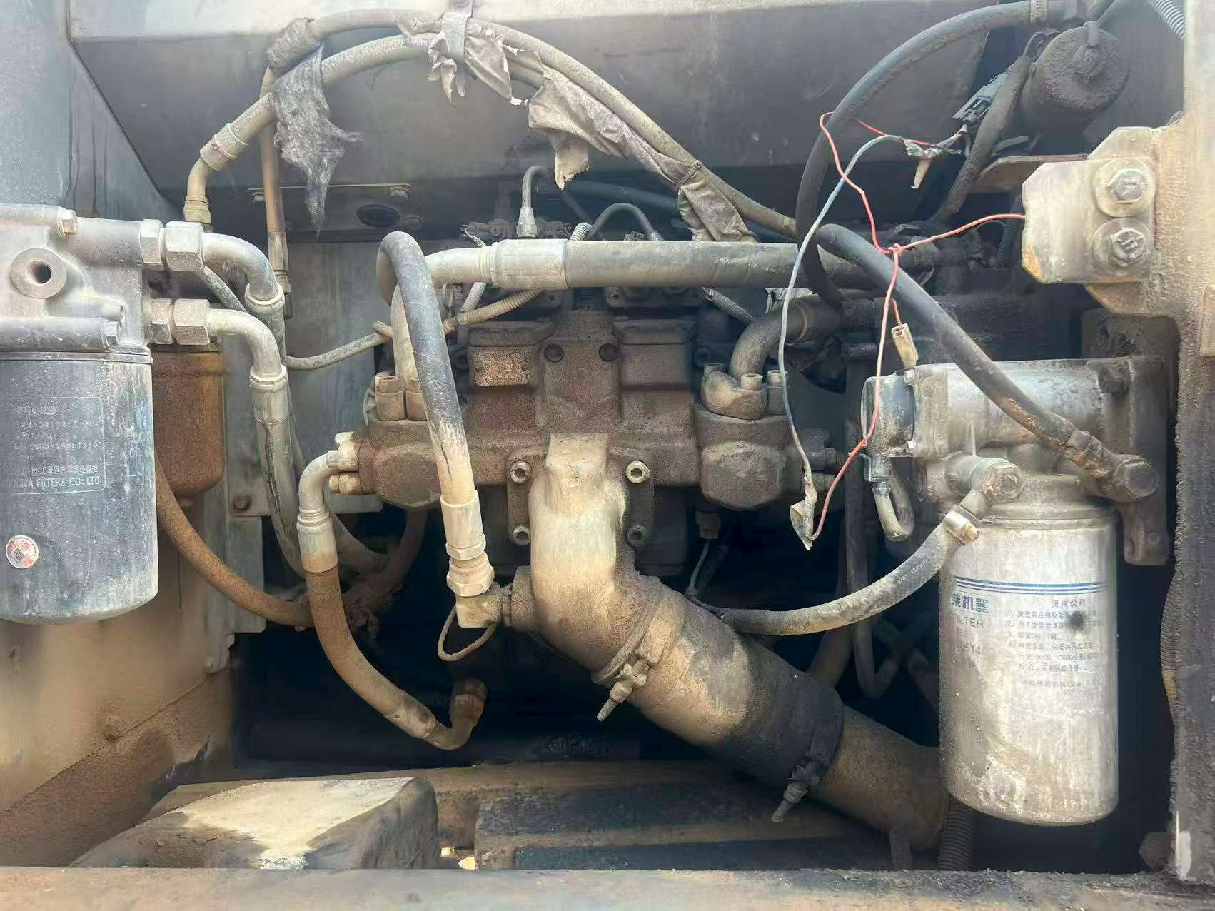 Buy Hitachi EX200-3 Used Excavator / 4