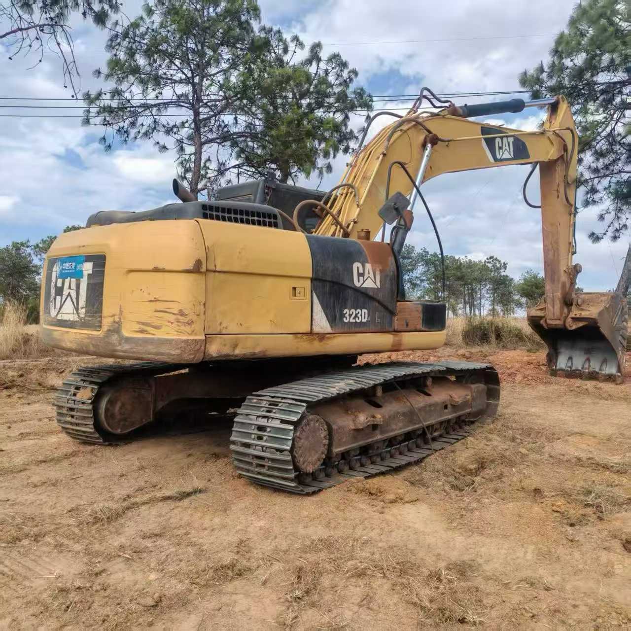 Buy Caterpillar 323D2L Used Excavator / 8