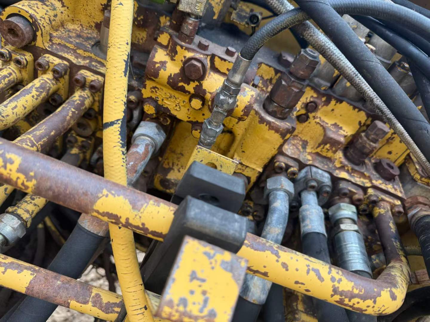 Buy Caterpillar 320A Used Excavator / 6