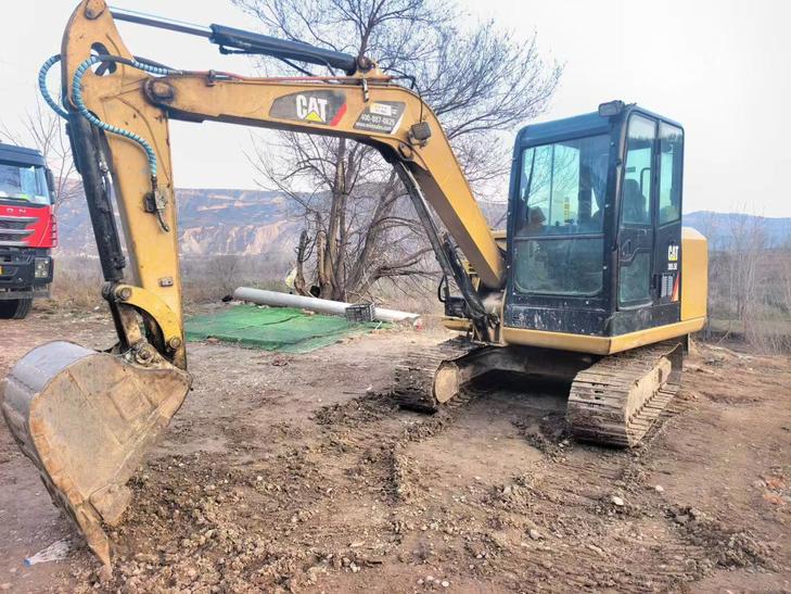 Buy Caterpillar 305.5 Used Excavator / 1