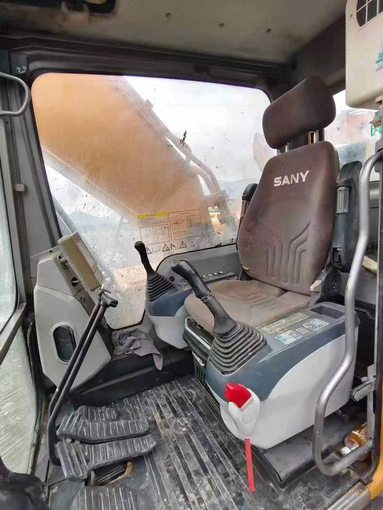 Buy Sany SY215C Used Excavator / 1