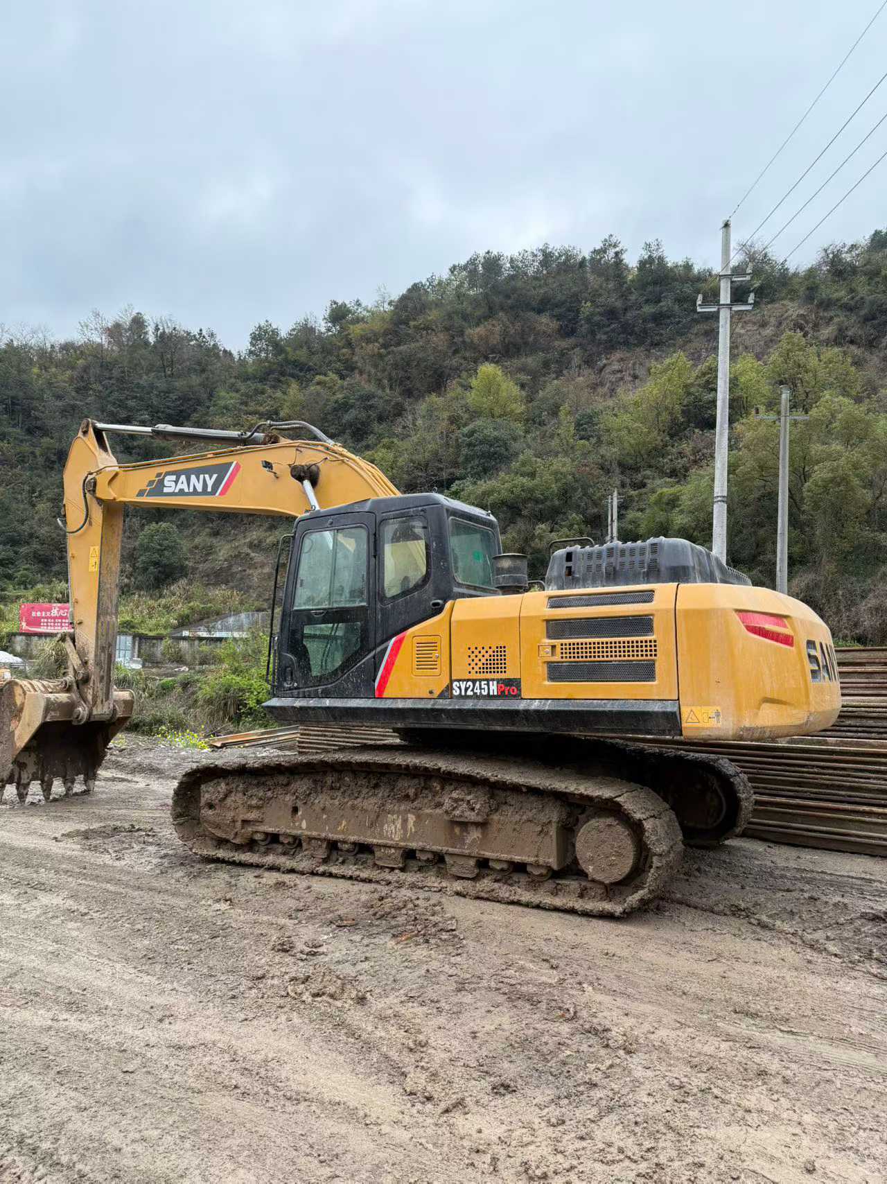 Buy Sany SY245H Used Excavator / 2