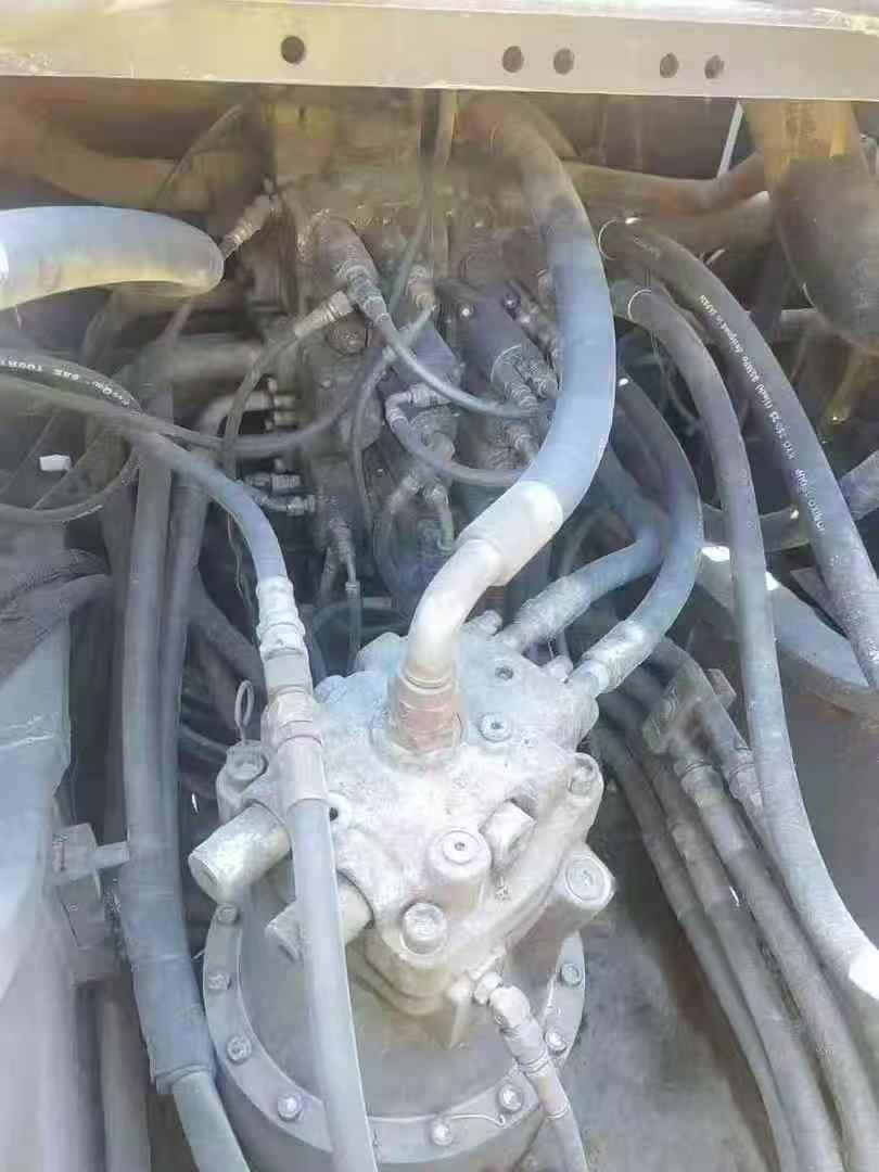 Buy Sumitomo SH210-5 Used Excavator / 6