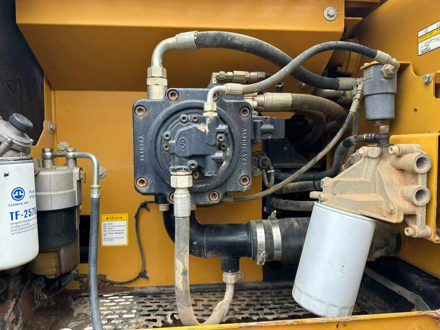 Buy Sany SY205C Used Excavator / 3