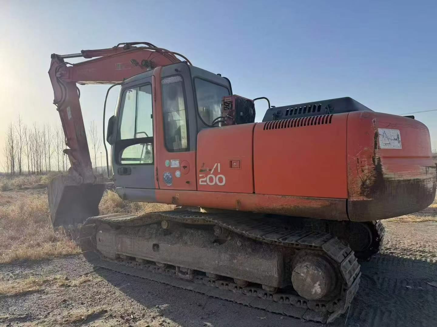 Buy Hitachi ZX200-6 Used Excavator / 2