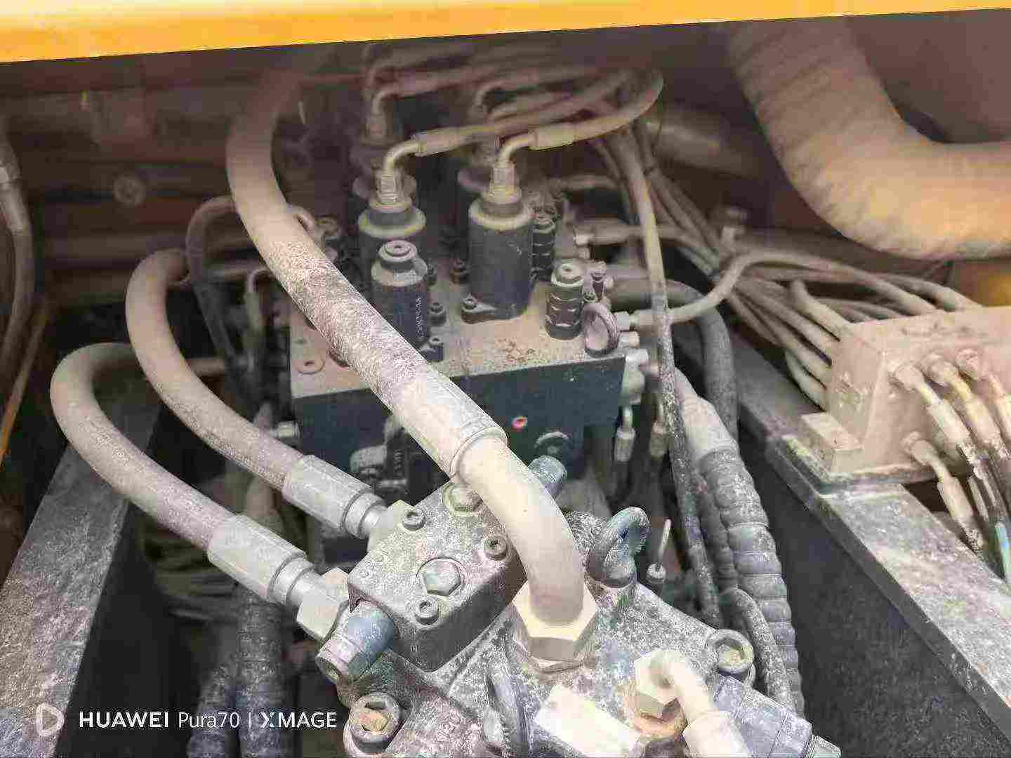 Buy XCMG XE200 Used Excavator / 5