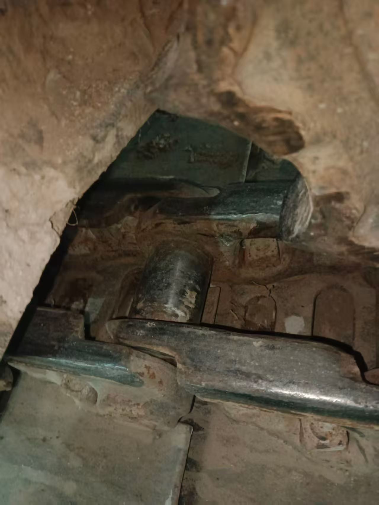 Buy XCMG XE200 Used Excavator / 8