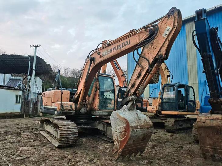 Buy Hyundai R150-7 Used Excavator / 1