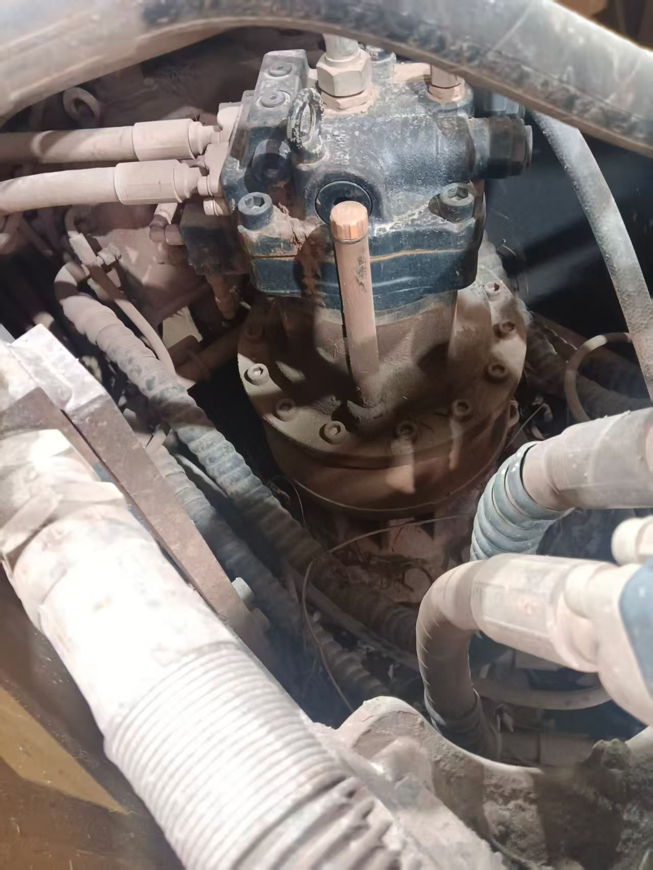 Buy XCMG XE200 Used Excavator / 4