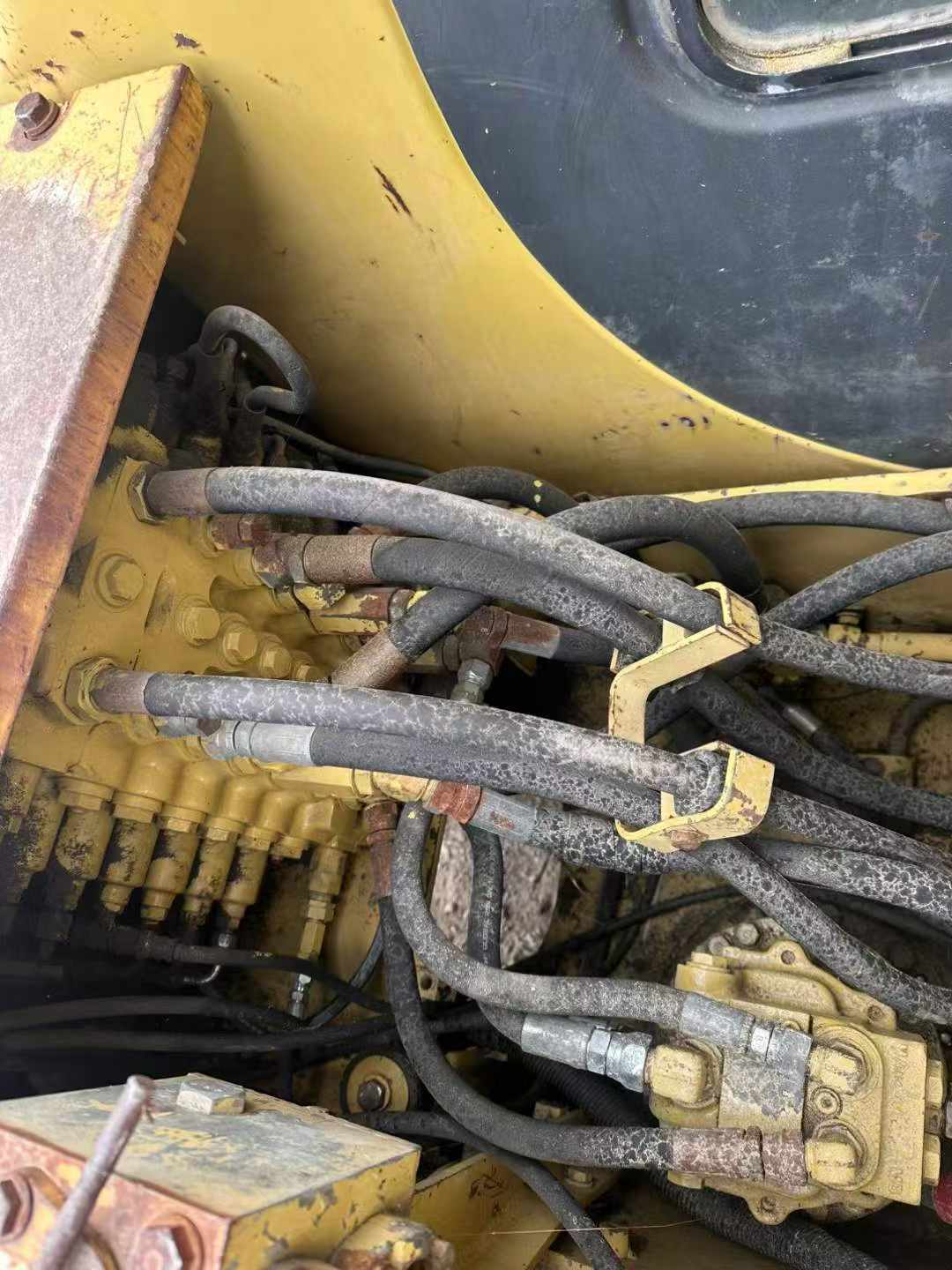 Buy Komatsu PC120 Used Excavator / 9