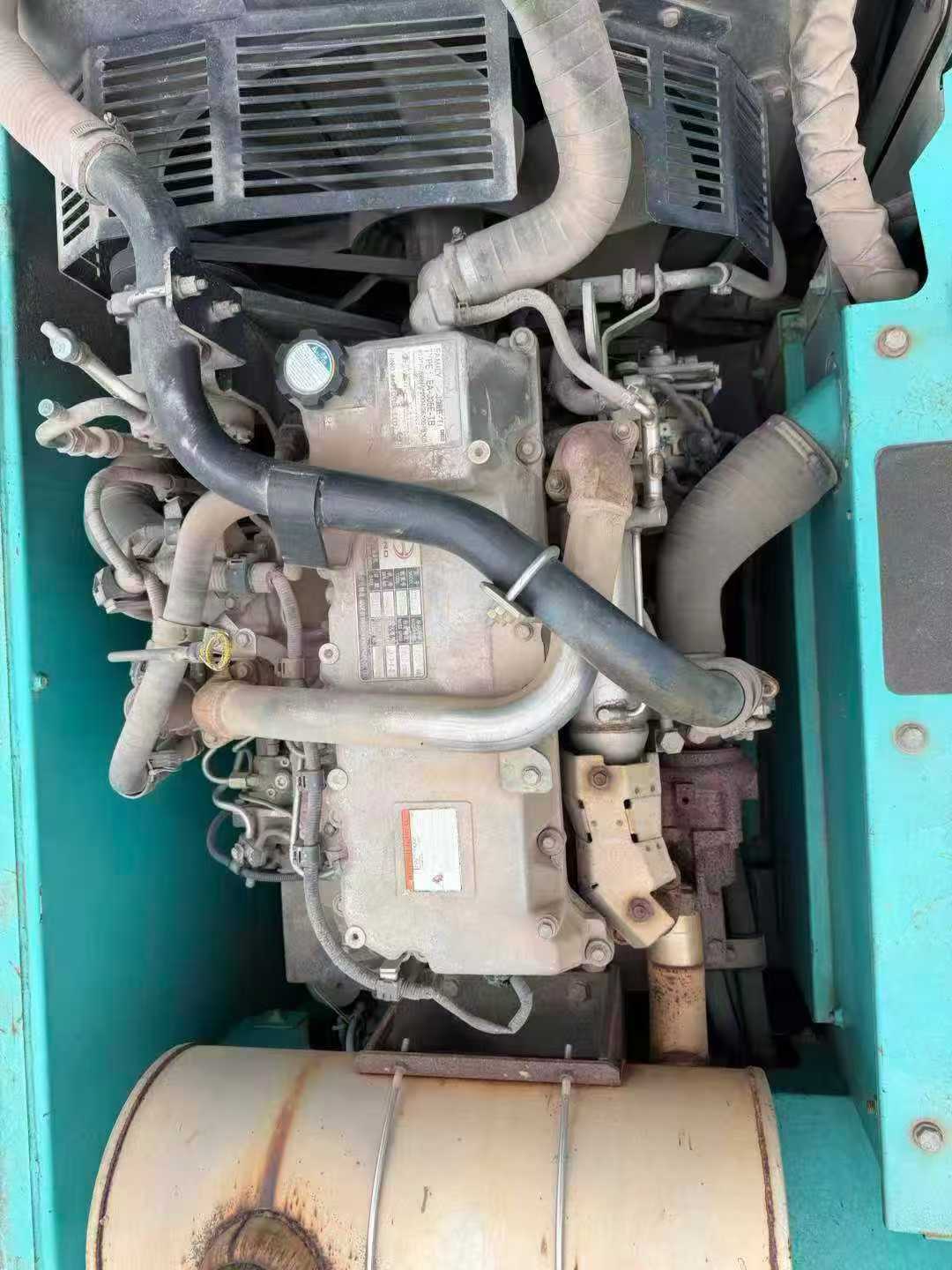 Buy Kobelco SK260 Used Excavator / 5