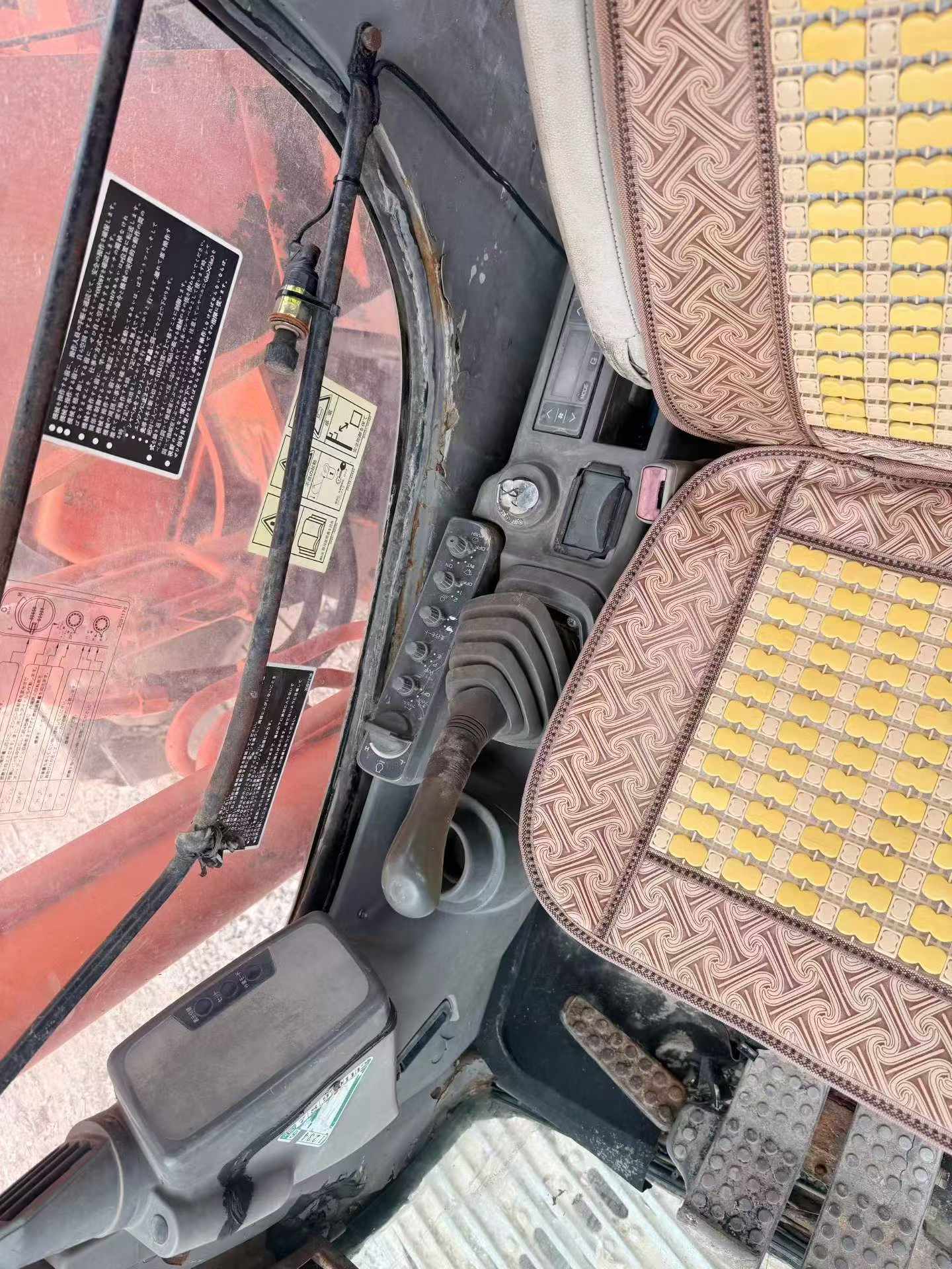 Buy Hitachi ZX200-6 Used Excavator / 9