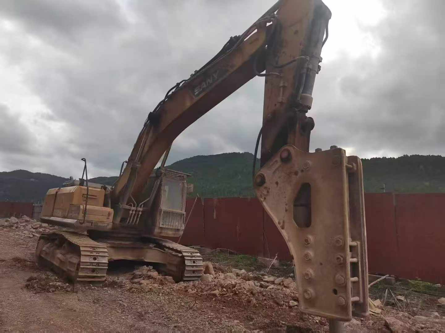 Buy Sany SY485H Used Excavator / 5