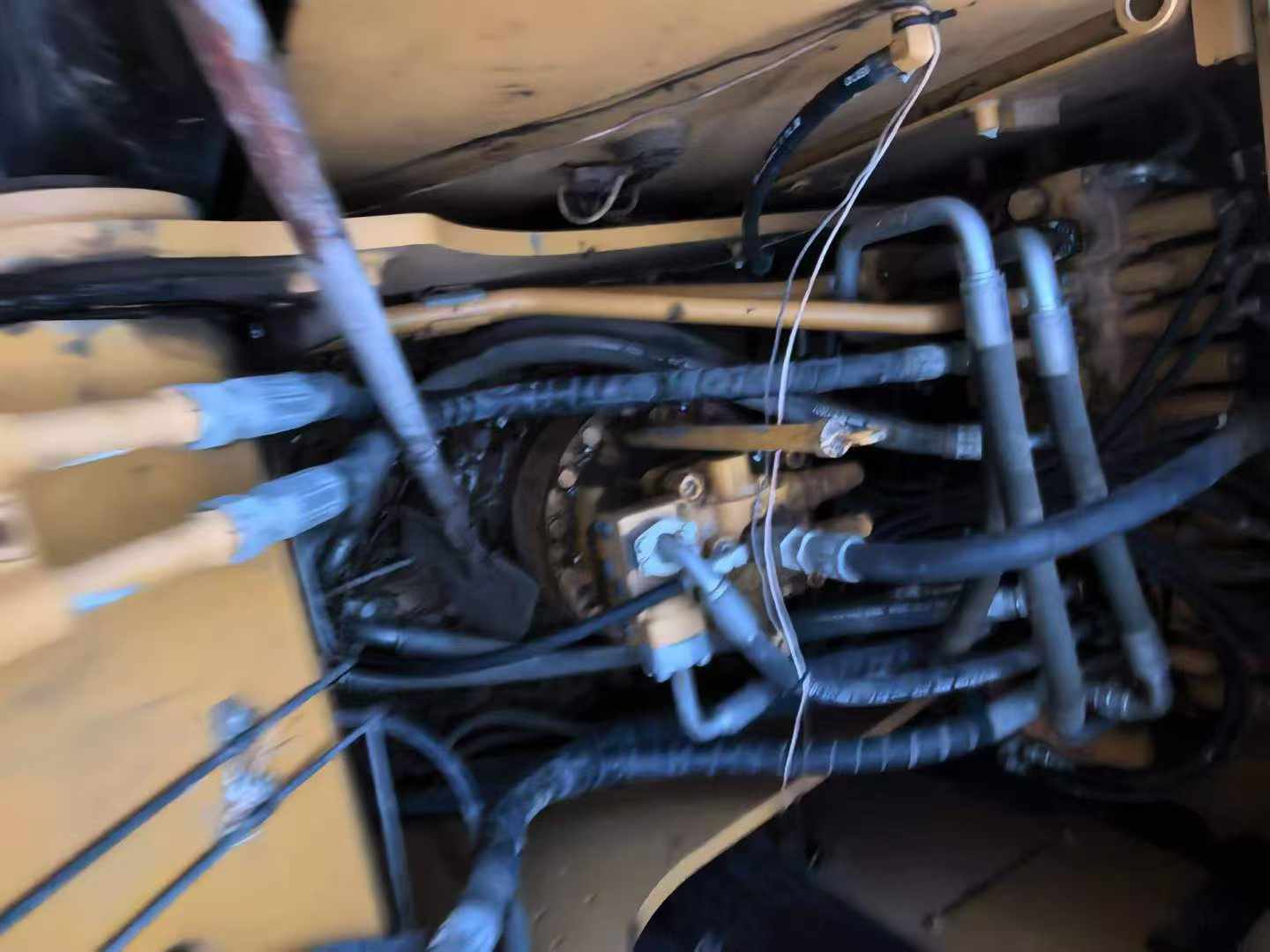 Buy Caterpillar 320D Used Excavator / 2