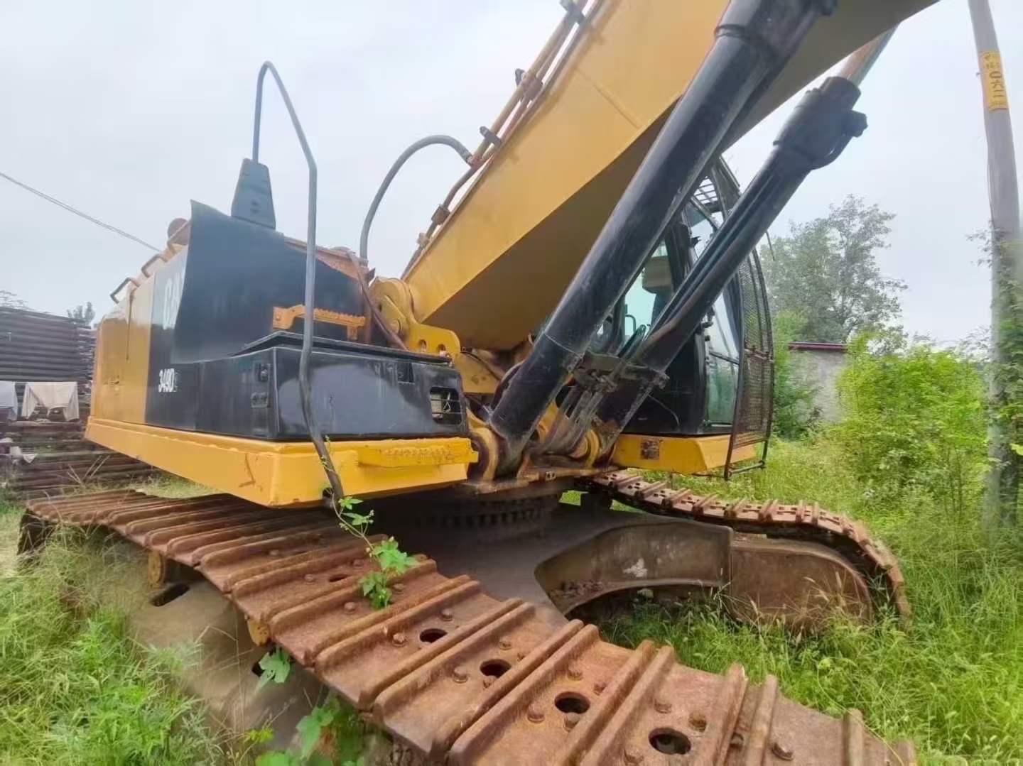 Buy Caterpillar 345B Used Excavator / 8