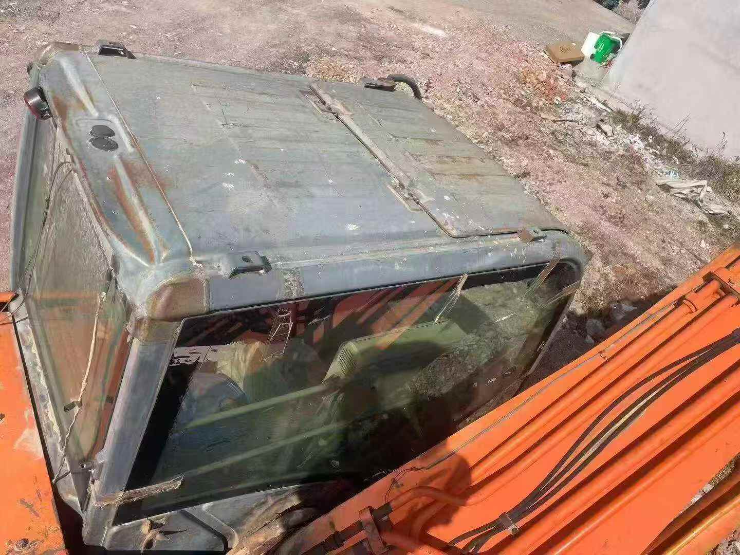 Buy Hitachi EX200-3 Used Excavator / 9