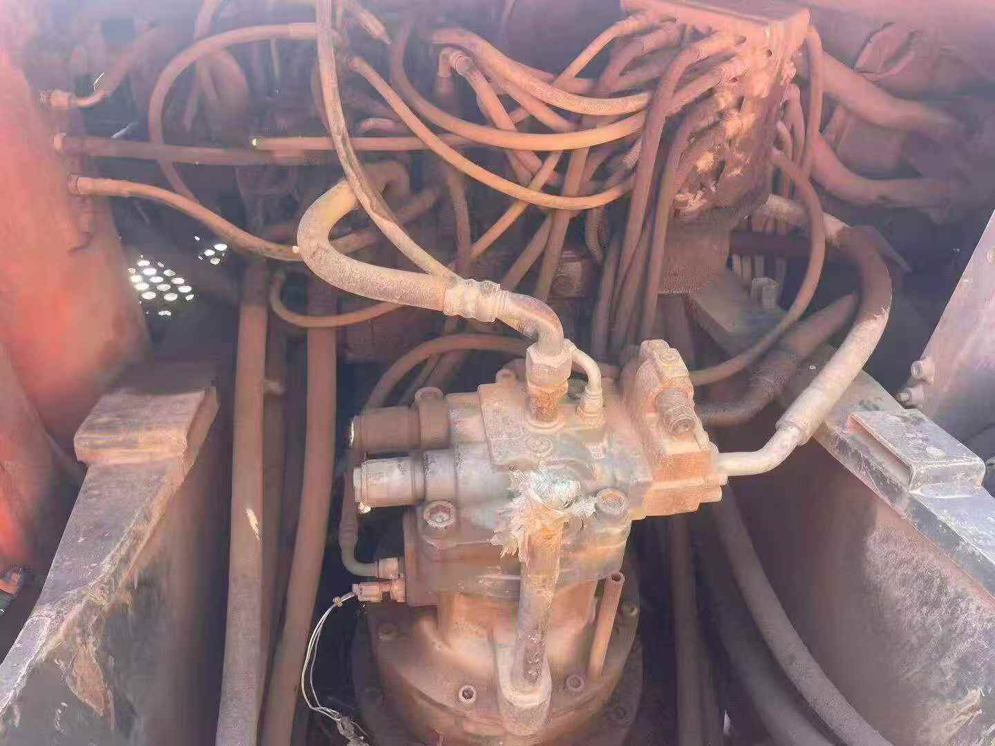 Buy Hitachi EX200-3 Used Excavator / 6