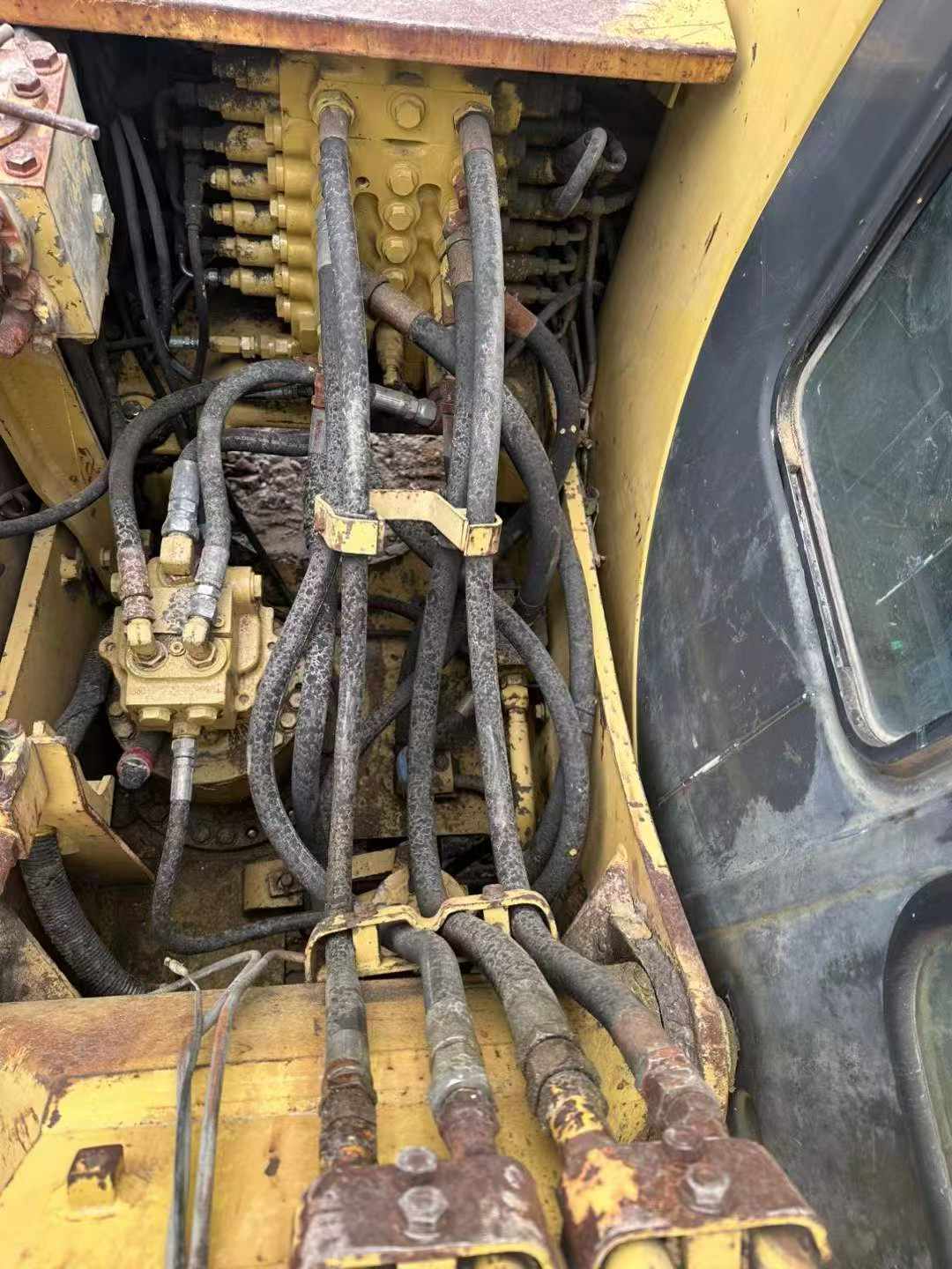 Buy Komatsu PC120 Used Excavator / 6