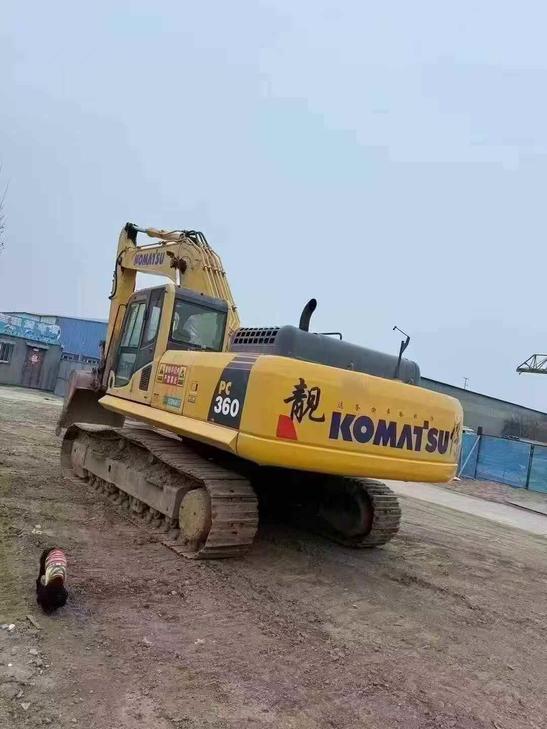 Buy Komatsu PC360-7 Used Excavator / 1