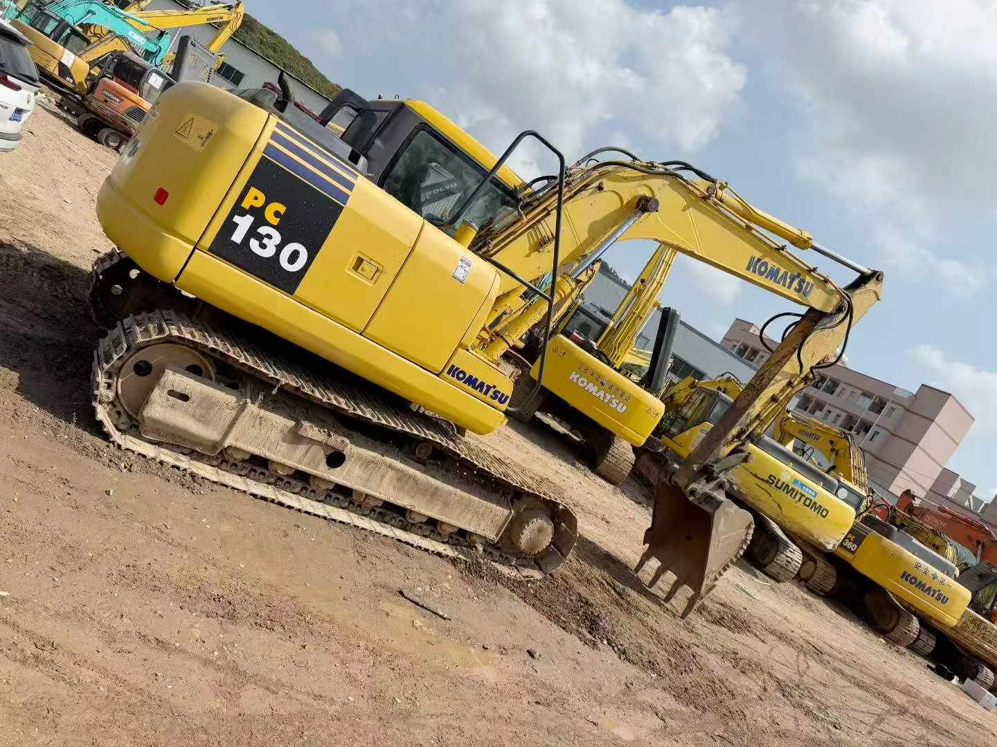 Buy Komatsu PC130-7 Used Excavator / 2