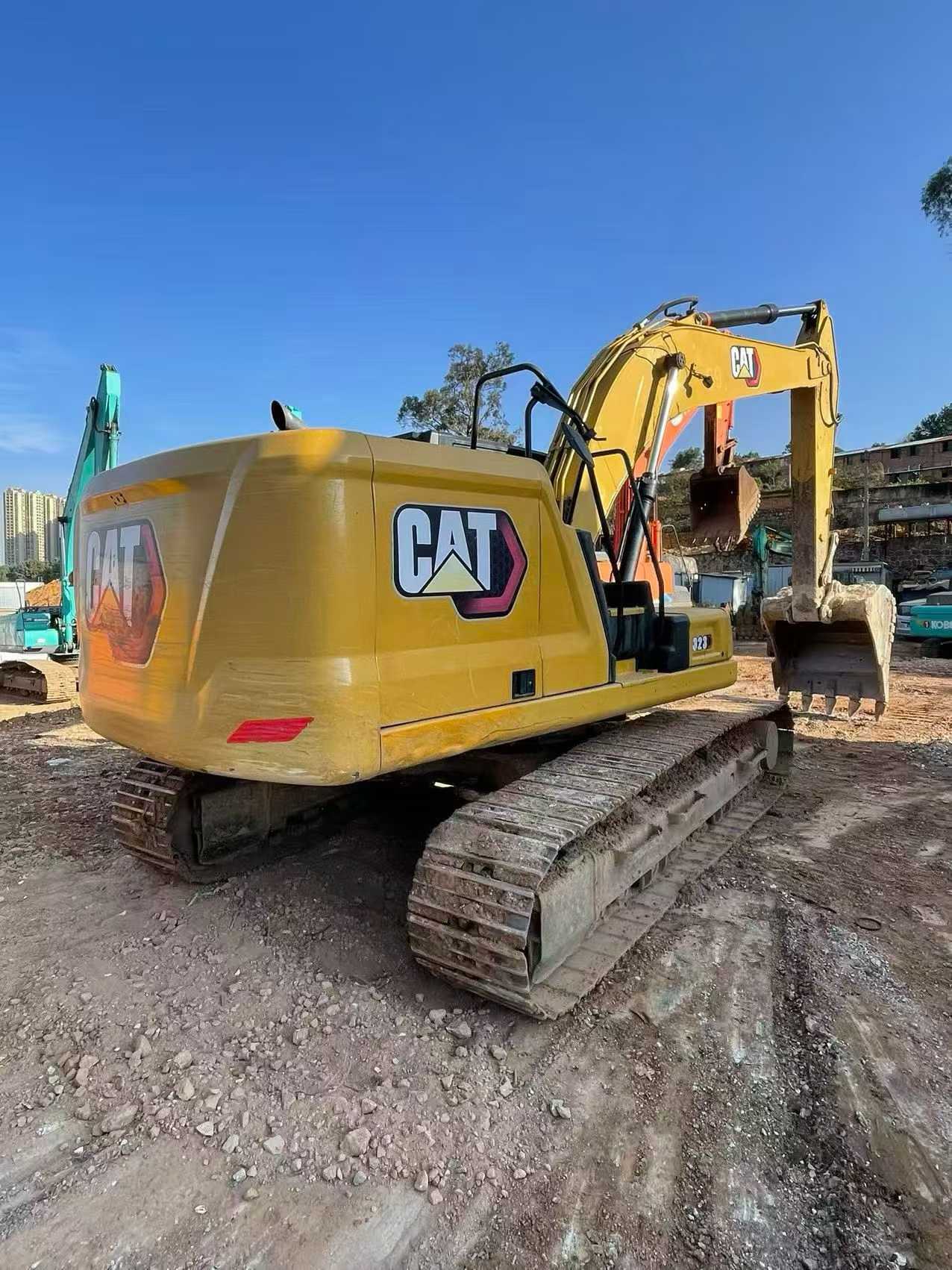 Buy Caterpillar 323 Used Excavator / 3