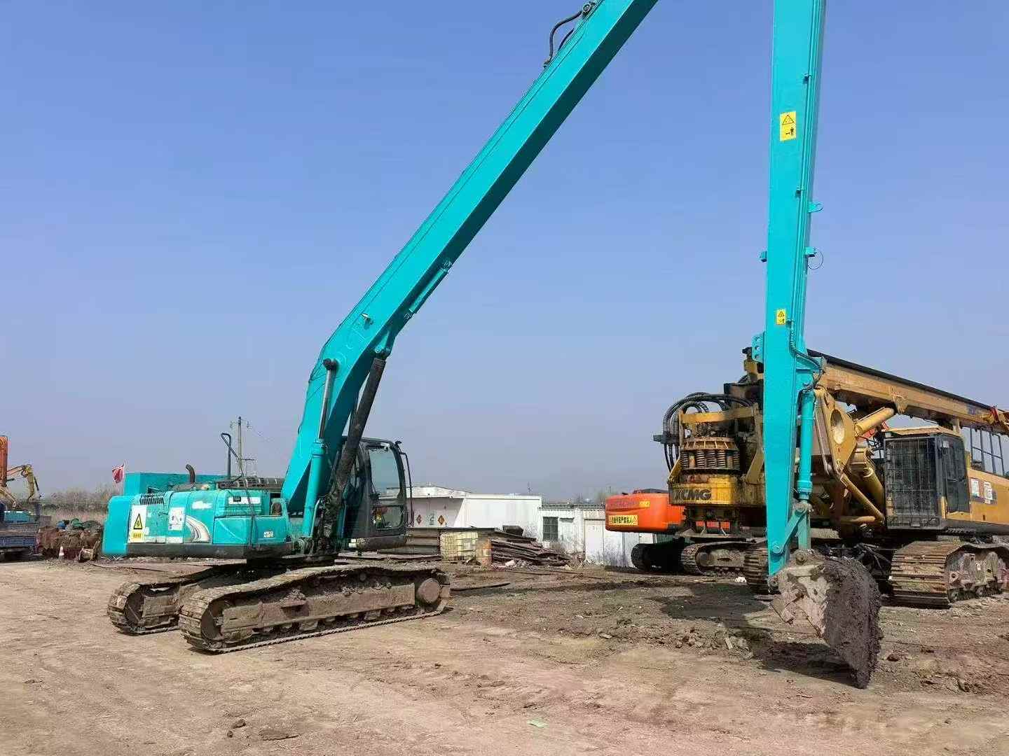 Buy Kobelco SK260 Used Excavator / 2